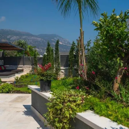 Kalkan 5 Bedroom Villa - 2041 וילה קלקן