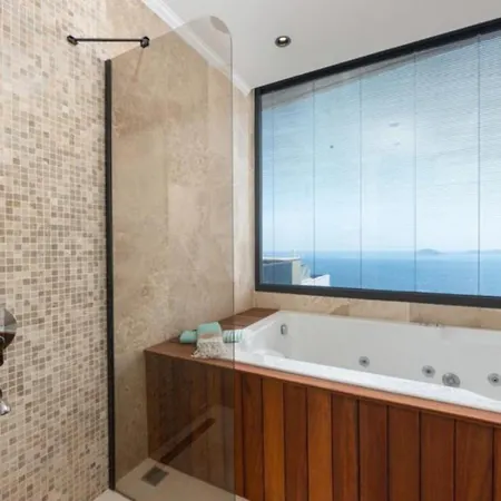 5 Bedroom Luxury * קלקן