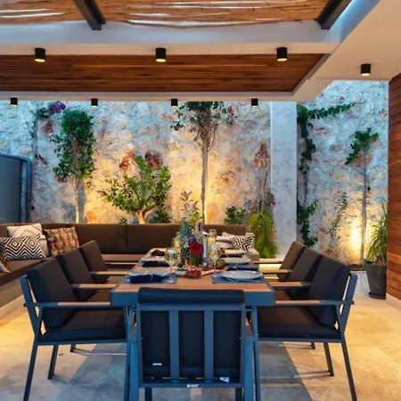 Kalkan 5 Bedroom Villa - 2041 וילה