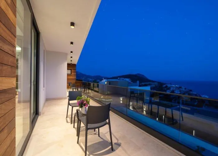 Villa 5 Bedroom - 2041