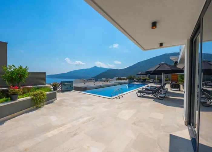5 Bedroom - 2041 Villa Kalkan
