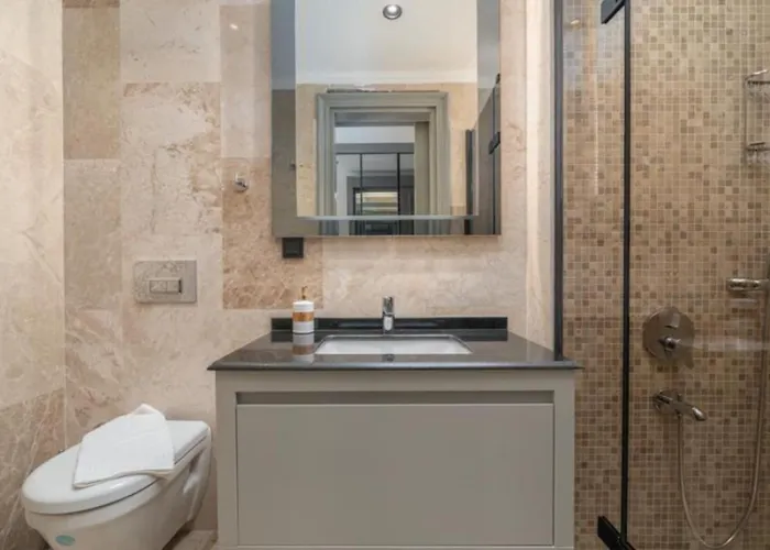 Villa 5 Bedroom - 2041